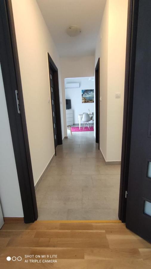 Apartmani Gavran Pirovac Exterior foto