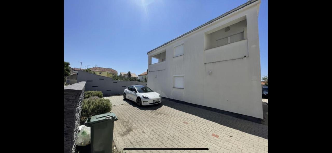 Apartmani Gavran Pirovac Exterior foto
